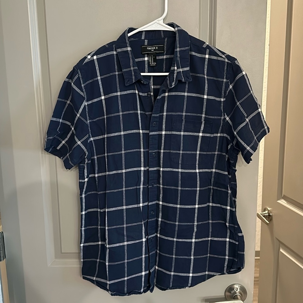 Forever 21 Men’s Plaid Button Up
